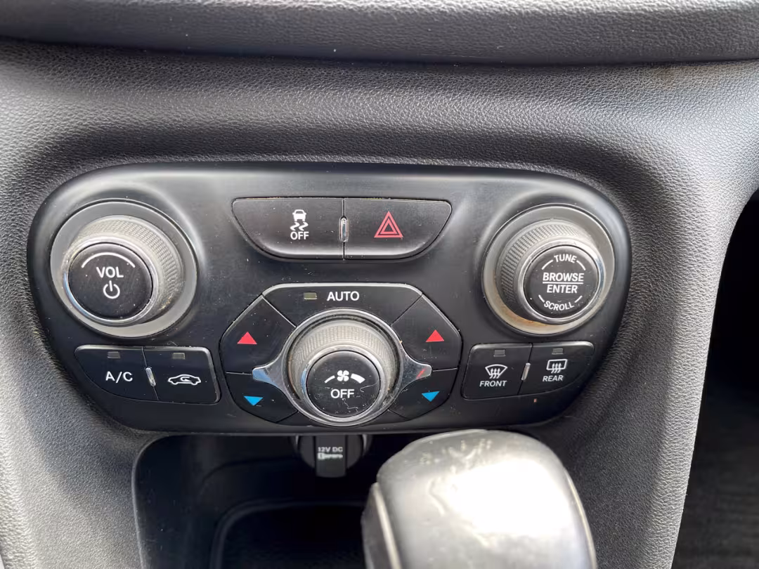 2015 Dodge Dart - 1C3CDFEB2FD404776 - Image #19