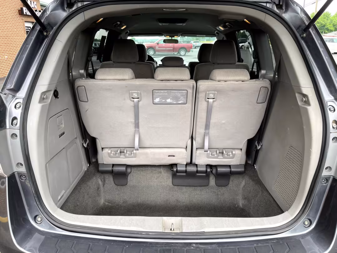2017 Honda Odyssey - 5FNRL5H3XHB016360 - Image #25