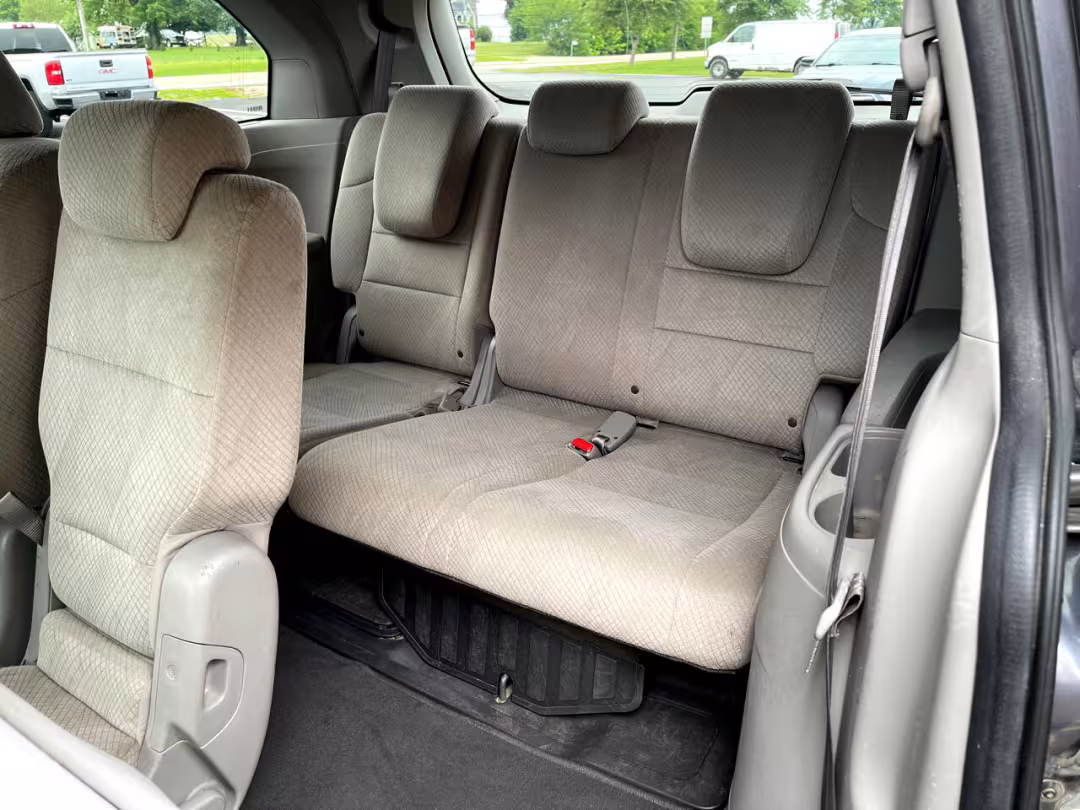 2017 Honda Odyssey - 5FNRL5H3XHB016360 - Image #24