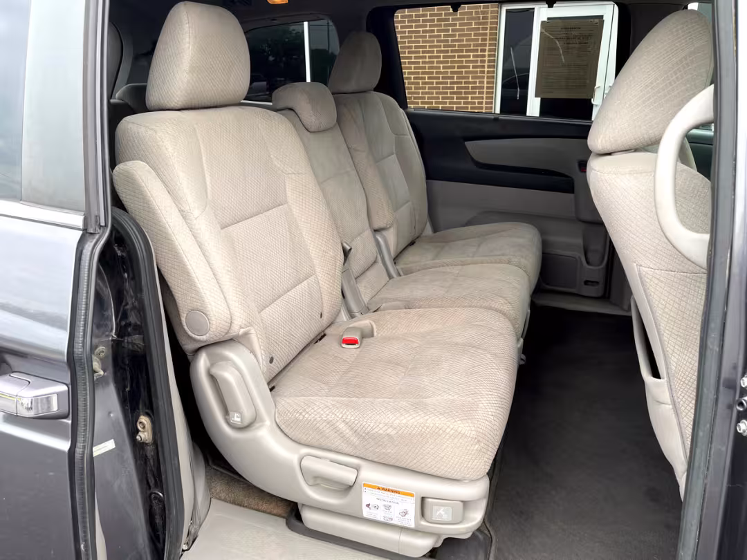 2017 Honda Odyssey - 5FNRL5H3XHB016360 - Image #31