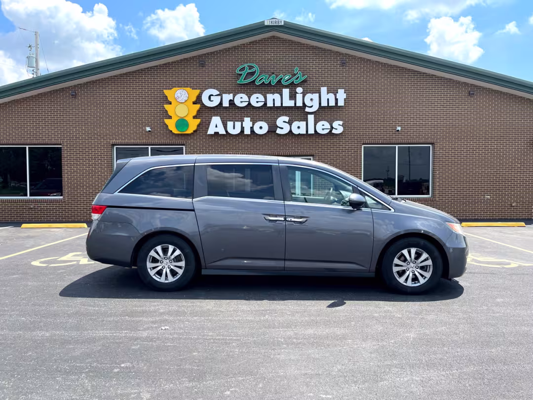 2017 Honda Odyssey - 5FNRL5H3XHB016360 - Image #2