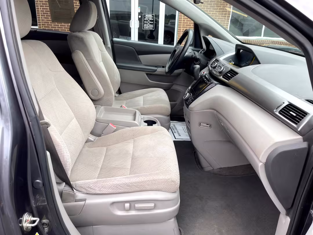 2017 Honda Odyssey - 5FNRL5H3XHB016360 - Image #33